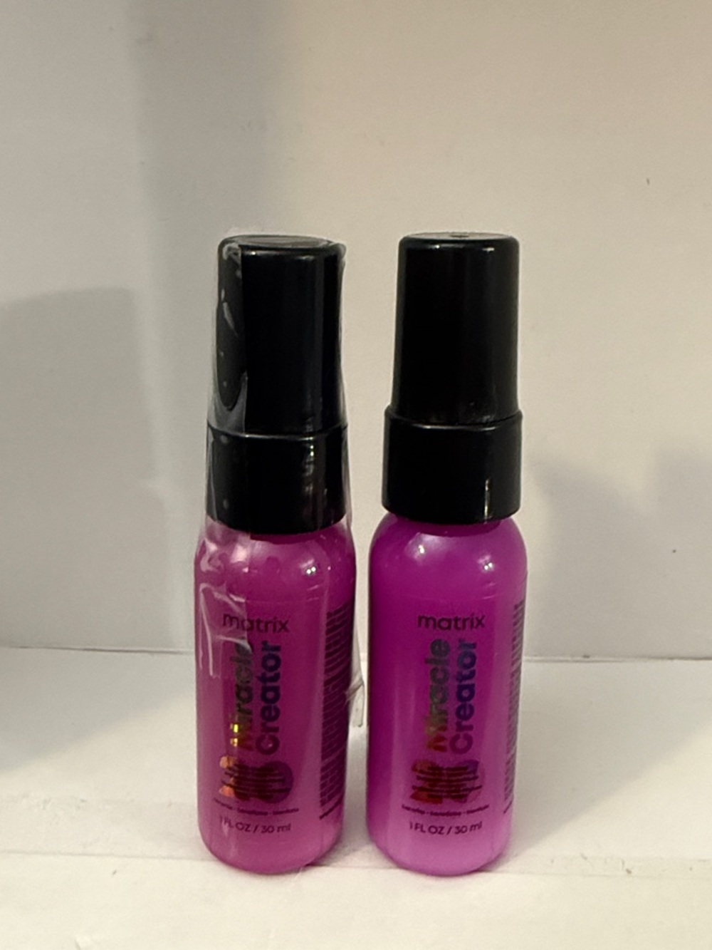 Matix Miracle Creator Styling Spray - Bright Magenta Pink